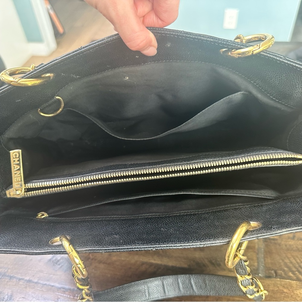 CHANEL Black and Gold Grand Shopper Tote GST Leather Tote - Picture 7 of 11